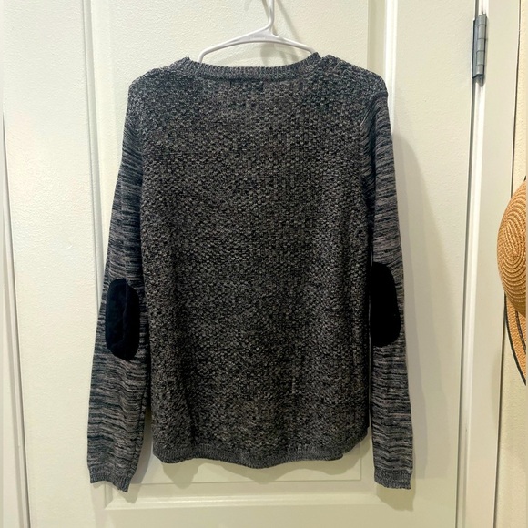 NEW…LETY & ME Ariana Knit Sweater from StitchFix - Picture 3 of 5